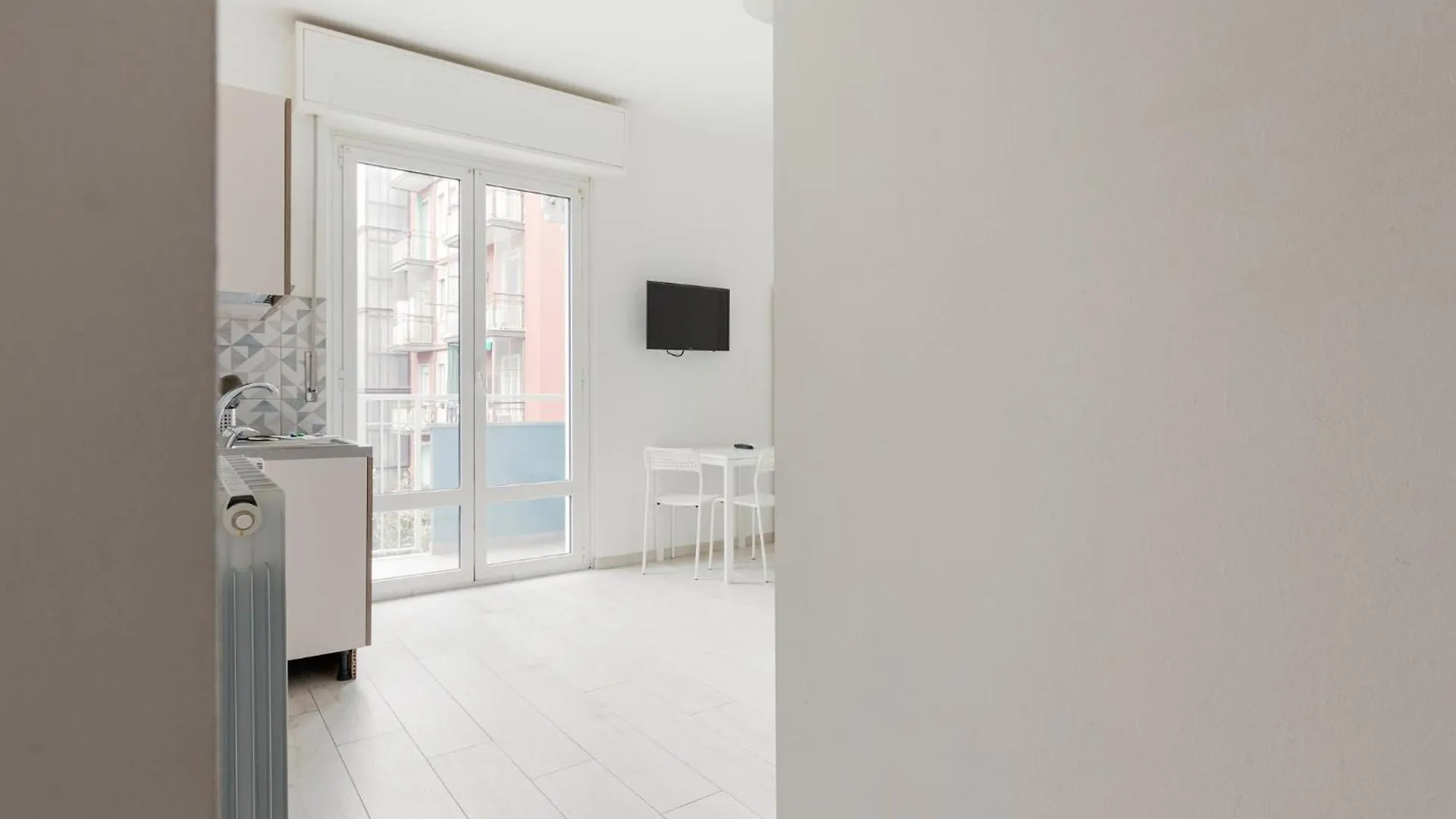 Cimiano M2 Cozy Studio With Balcony Mailand 0*,  Italien
